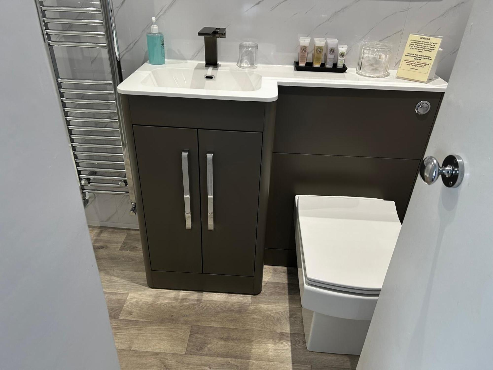 Amber House 4*