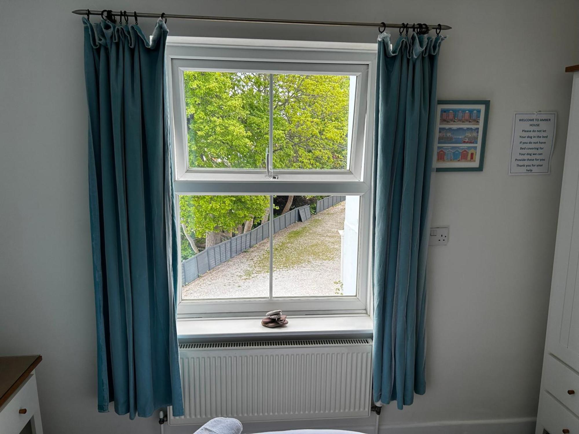 Guest house Amber House 4*