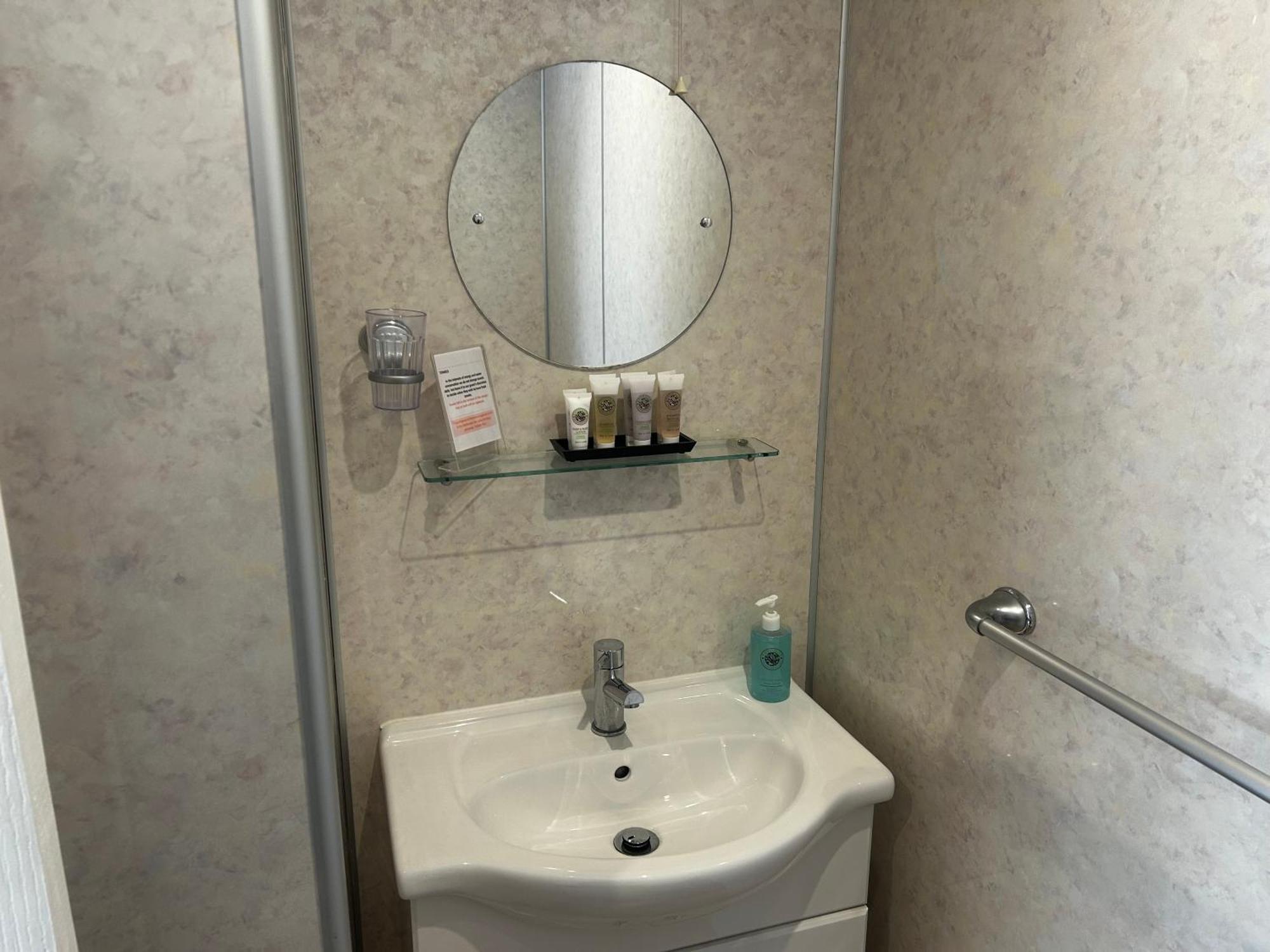 Guest house Amber House 4*