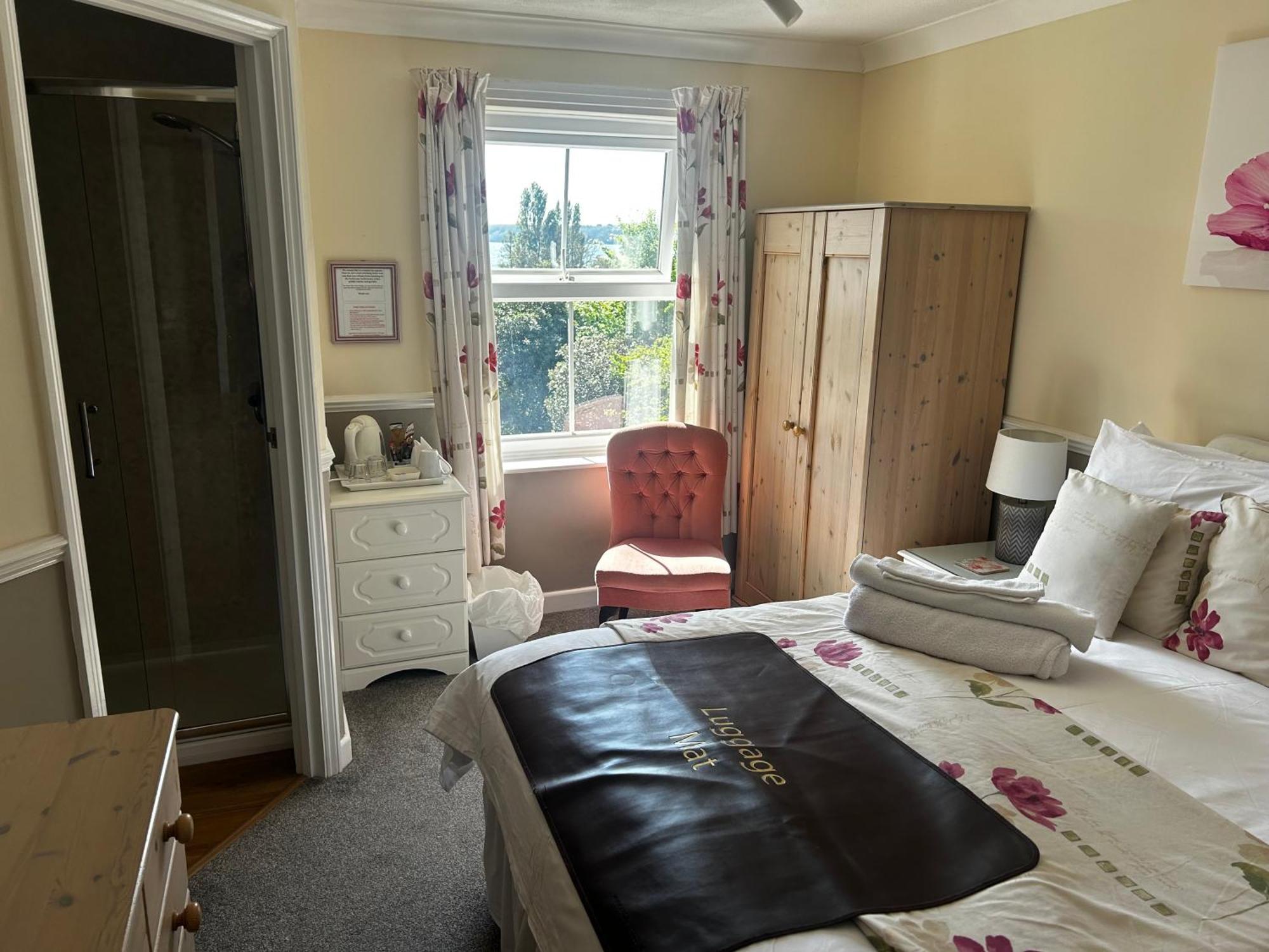 Amber House 4*