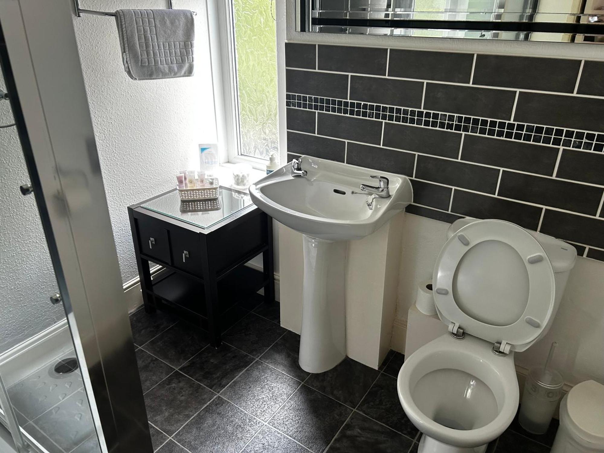 Amber House Гостевой дом